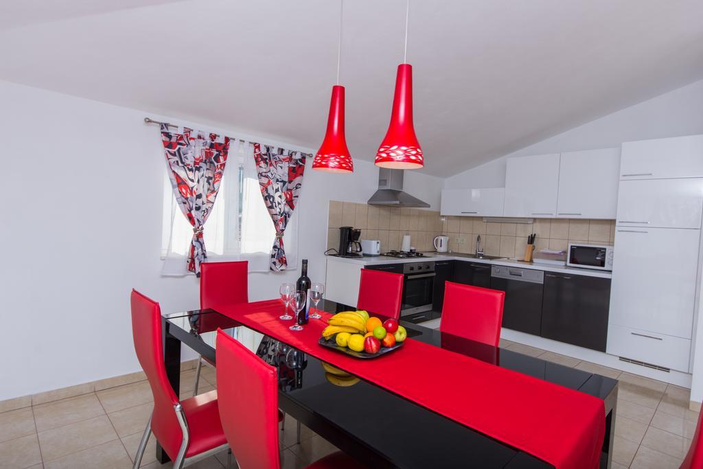 Apartments Barba Trogir Exterior photo
