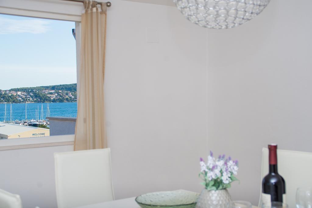 Apartments Barba Trogir Exterior photo